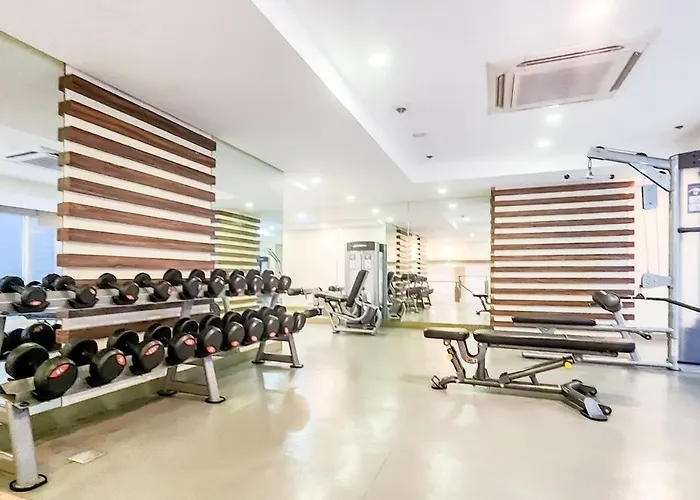 Makati With Gym Pool And Massage * Manila