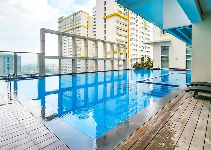 Makati With Gym Pool And Massage Apartment Manila