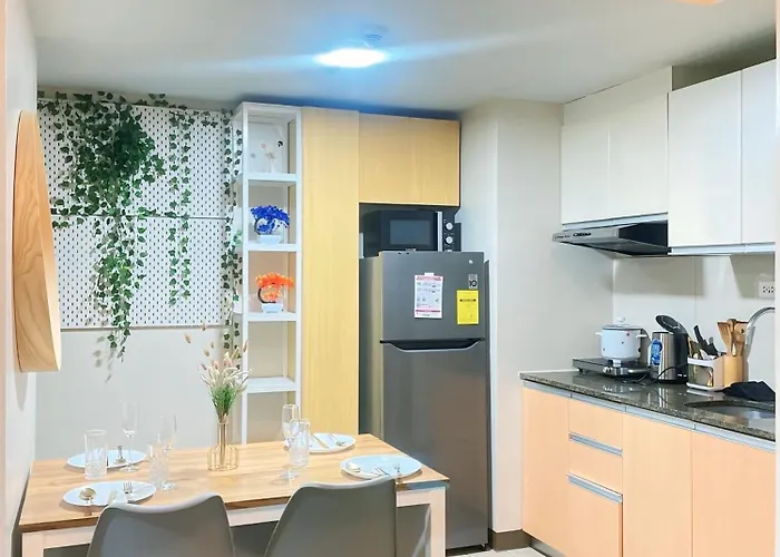 Apartment Makati With Gym Pool And Massage