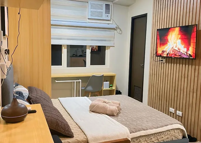 Makati With Gym Pool And Massage Apartment